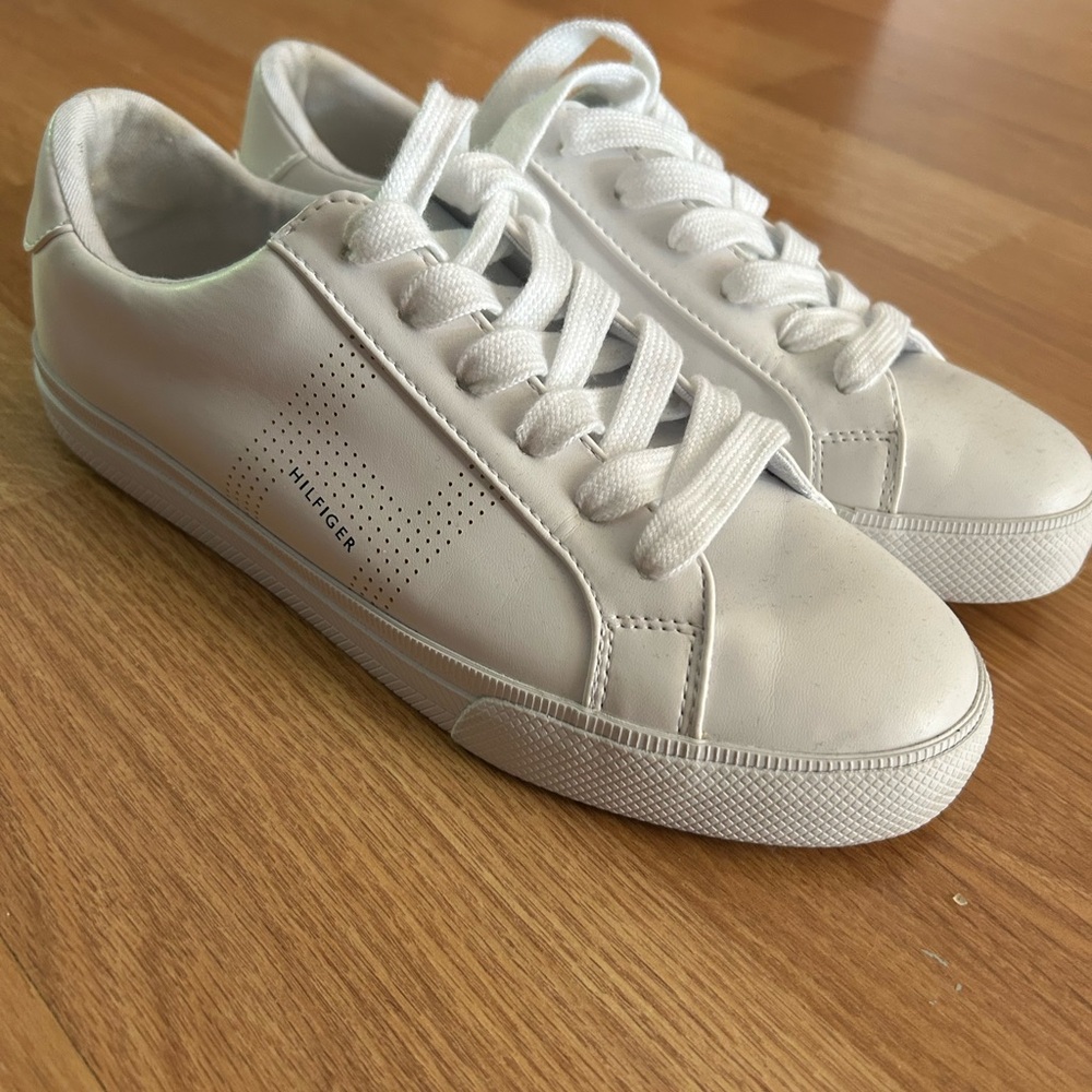 Tommy Hilfiger White Sneakers